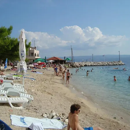 Apt Vedrana - 150 M From The Beach Apartment *